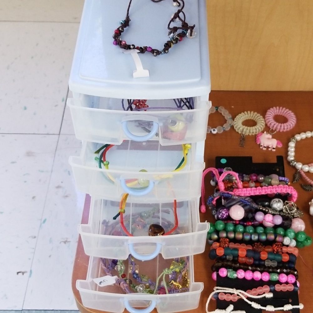 Adjustable ankle bracelet  